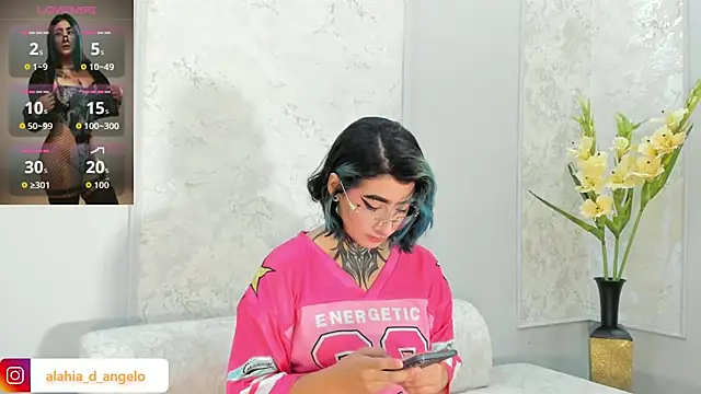Alahia Dangelo online show from 14, 5, 2026