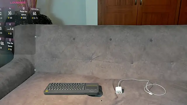  maria foxx  online show from 8, 11, 2025