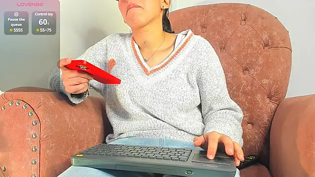  maria foxx  online show from 12, 3, 2025