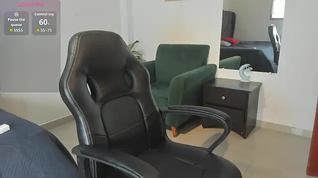  maria foxx  online show from 4, 11, 2025