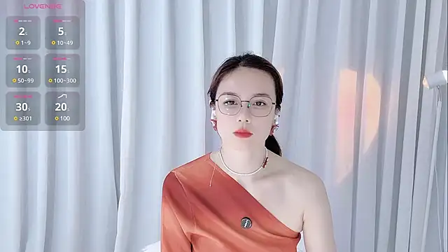 Alina-688- online show from 10, 3, 2025
