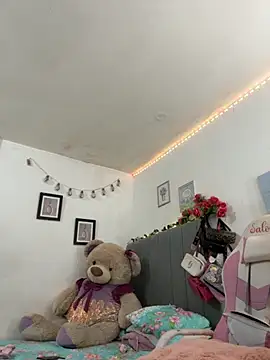 salomegalesoxxx online show from 4, 11, 2025