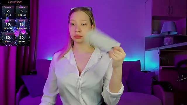Snapshot of Annabelle_Art chatting on 28, 2, 2025 Annabelle Art online show from 28, 2, 2025
