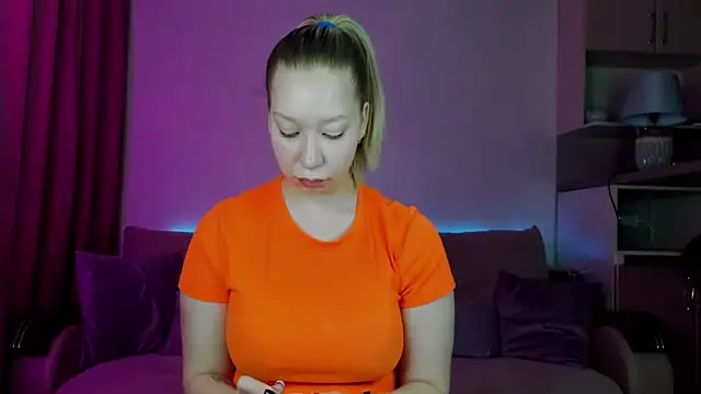 Snapshot of Annabelle_Art chatting on 25, 2, 2025 Annabelle Art online show from 25, 2, 2025