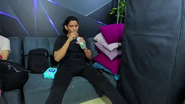 playsgirlhot online show from 8, 2, 2026