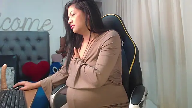 Horny mami12 online show from 16, 2, 2025