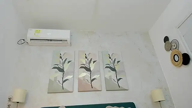 sandy rivas online show from 25, 9, 2025