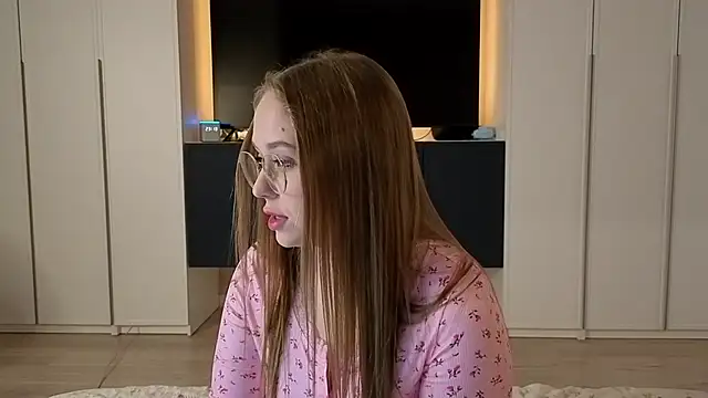 endlesssoffi online show from 2, 11, 2025