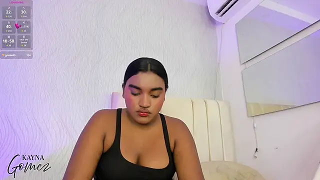 Snapshot of kayna_gomez chatting on 12, 11, 2025 kayna gomez online show from 12, 11, 2025