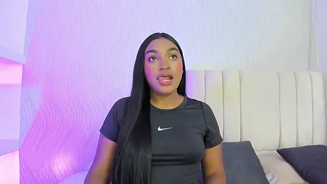 Snapshot of kayna_gomez chatting on 25, 11, 2025 kayna gomez online show from 25, 11, 2025