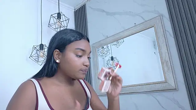 Snapshot of kayna_gomez chatting on 9, 6, 2026 kayna gomez online show from 9, 6, 2026