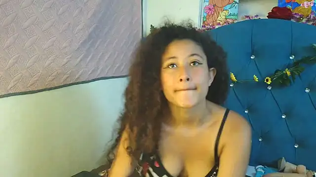 Milkdulce1 online show from 21, 4, 2026