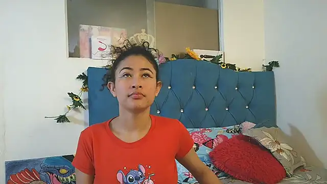 Milkdulce1 online show from 20, 12, 2025