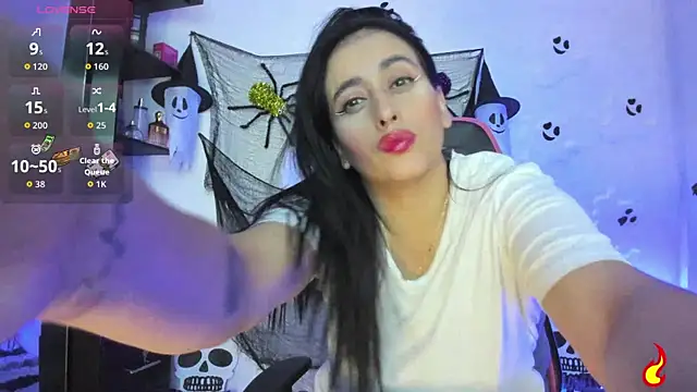 Snapshot of vaiolet_triana chatting on 25, 10, 2025 vaiolet triana online show from 25, 10, 2025