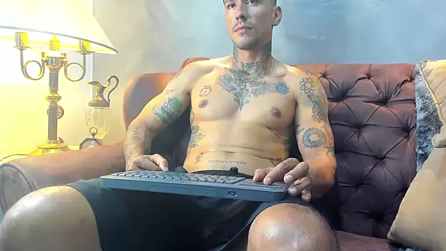 Snapshot of Dylanstonne chatting on 26, 1, 2025 Dylanstonne online show from 26, 1, 2025