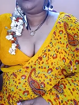 Snapshot of Sexy-Telugunayana2 chatting on 9, 3, 2025 Sexy-Telugunayana2 online show from 9, 3, 2025