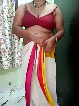Snapshot of Sexy-Telugunayana2 chatting on 4, 3, 2025 Sexy-Telugunayana2 online show from 4, 3, 2025