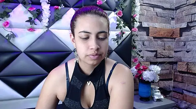 Tammy Blackk online show from 5, 3, 2025