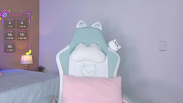 ahvi ebony online show from 17, 1, 2026