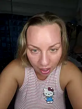Snapshot of Sparkle2206 chatting on 15, 5, 2026 Sparkle2206 online show from 15, 5, 2026