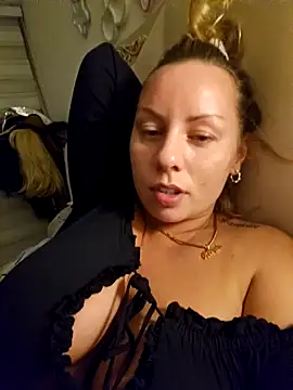 Sparkle2206 online show from 7, 10, 2025