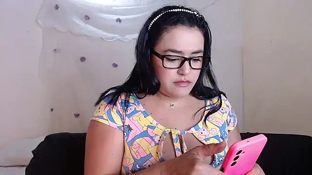 maraa lee online show from 22, 4, 2026