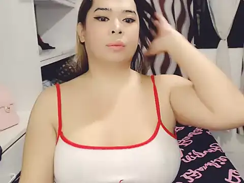 Snapshot of Nathalie_Heartxoxo69 chatting on 3, 7, 2026 Nathalie Heartxoxo69 online show from 3, 7, 2026