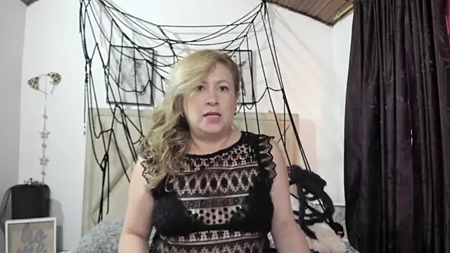 MonyCassius online show from 15, 10, 2025