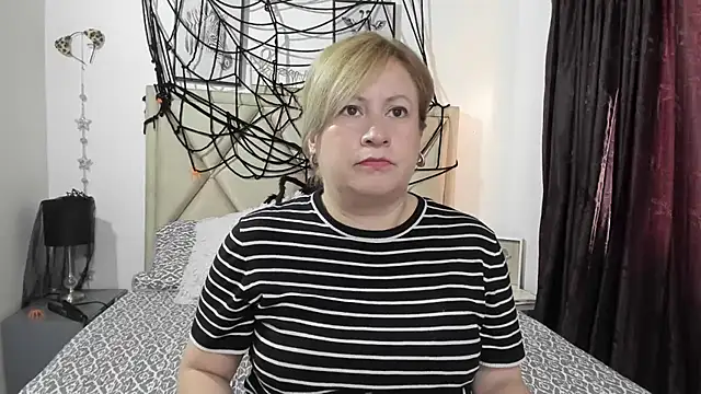 MonyCassius online show from 11, 10, 2025