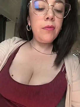 Bella fournier online show from 2, 4, 2026