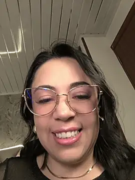 Bella fournier online show from 7, 4, 2026