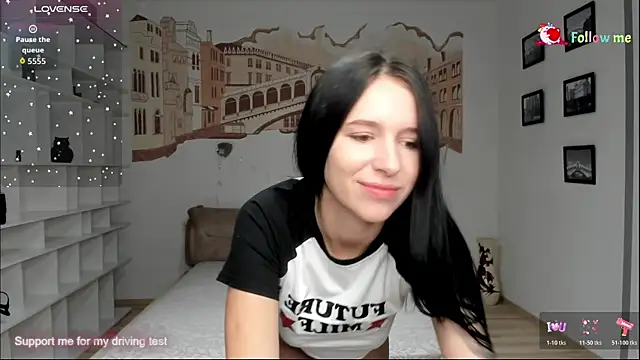 KarolinaBlacks online show from 8, 11, 2025