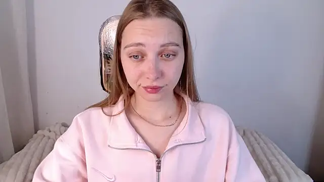 Snapshot of bellaa_love_ chatting on 25, 5, 2026 bellaa love online show from 25, 5, 2026