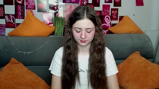 Snapshot of MilanaRoza chatting on 1, 11, 2025 MilanaRoza online show from 1, 11, 2025