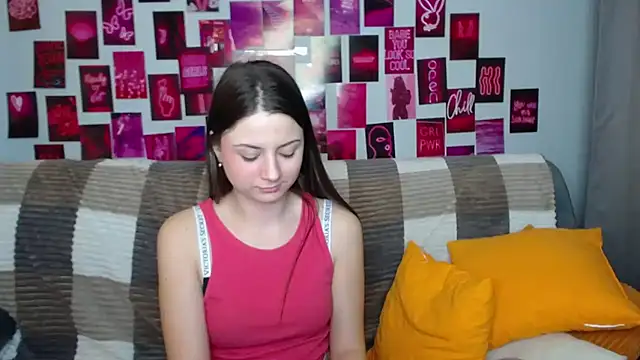 Snapshot of MilanaRoza chatting on 1, 3, 2025 MilanaRoza online show from 1, 3, 2025