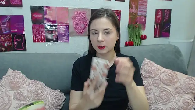Snapshot of MilanaRoza chatting on 26, 4, 2026 MilanaRoza online show from 26, 4, 2026