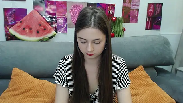 Snapshot of MilanaRoza chatting on 7, 6, 2026 MilanaRoza online show from 7, 6, 2026