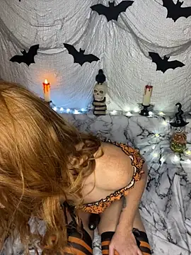 Redhairedteacher online show from 28, 10, 2025