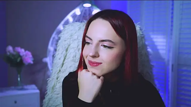 Snapshot of evanellson chatting on 28, 10, 2025 evanellson online show from 28, 10, 2025