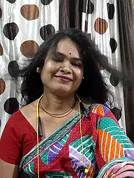 Snapshot of yoursweety09 chatting on 18, 5, 2026 yoursweety09 online show from 18, 5, 2026