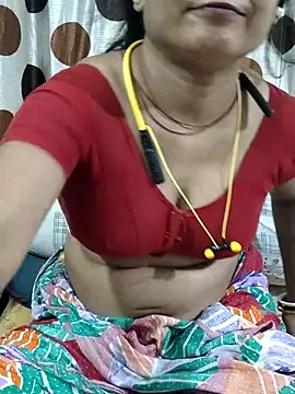 Snapshot of yoursweety09 chatting on 19, 5, 2026 yoursweety09 online show from 19, 5, 2026