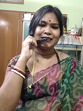 Snapshot of yoursweety09 chatting on 7, 5, 2026 yoursweety09 online show from 7, 5, 2026