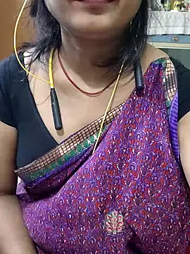 Snapshot of yoursweety09 chatting on 8, 5, 2026 yoursweety09 online show from 8, 5, 2026