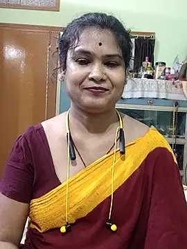 Snapshot of yoursweety09 chatting on 17, 5, 2026 yoursweety09 online show from 17, 5, 2026