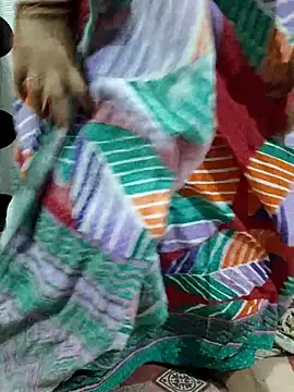 Snapshot of yoursweety09 chatting on 16, 10, 2025 yoursweety09 online show from 16, 10, 2025