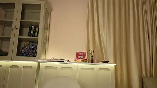 Alisia Mars online show from 11, 3, 2026