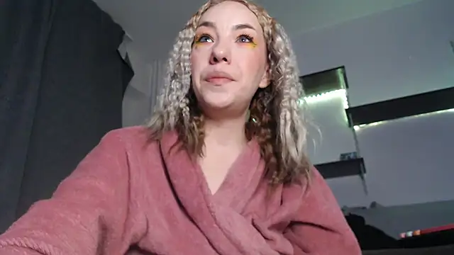 LetsGetMessyBBy online show from 28, 2, 2025