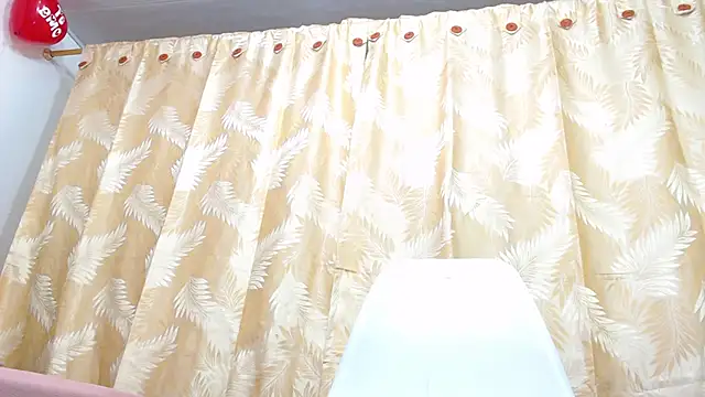 Laylafoxy tay online show from 24, 2, 2025