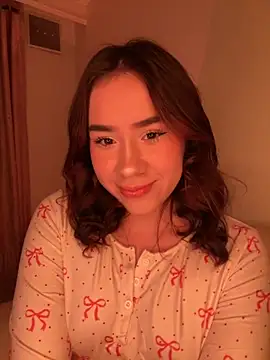 Im Valen Cute online show from 18, 10, 2025