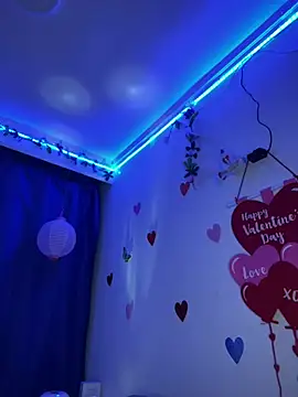 Im Valen Cute online show from 12, 2, 2025